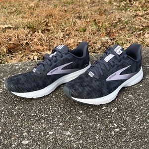 EUC Brooks Launch 8 | Size 8 Medium (B)
